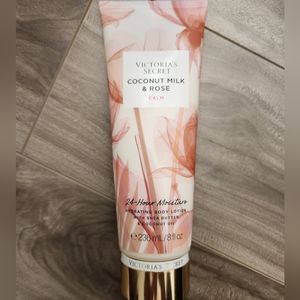Victoria's Secret Coconut Milk&Rose Body Lotion